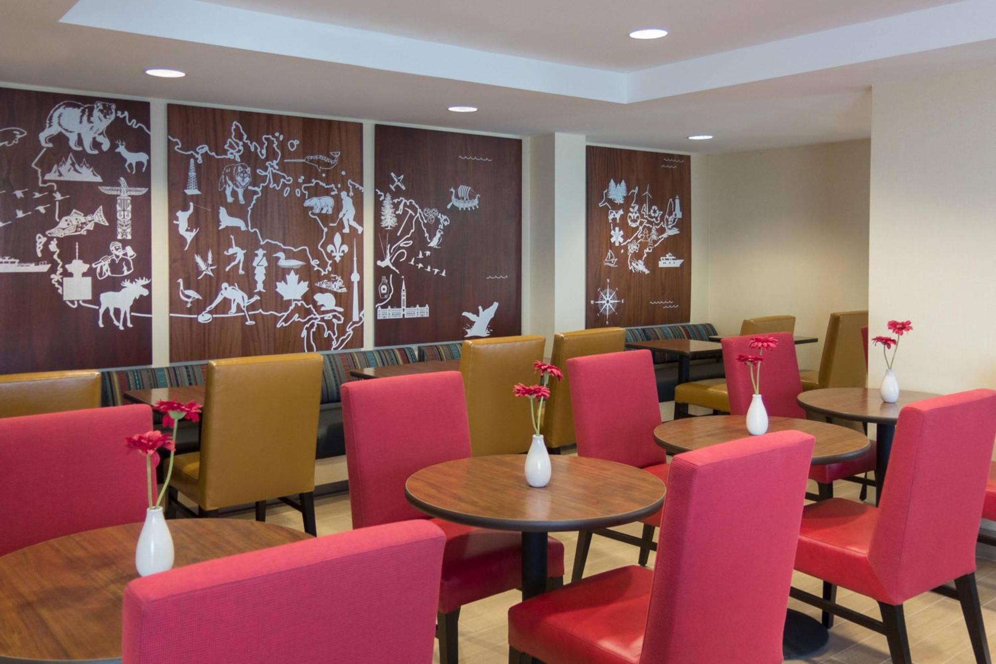 Towneplace Suites By Marriott Toronto Northeast/Маркъм Екстериор снимка